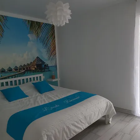 L'escale Romanesque Ozeville