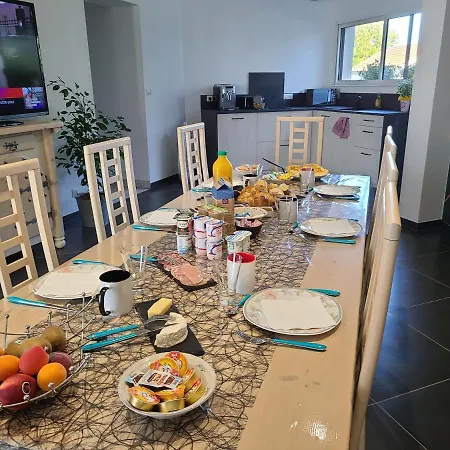 L'escale Romanesque 4*