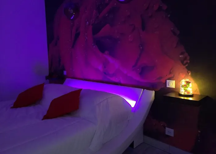 L'escale Romanesque Nocleg ze śniadaniem 4*