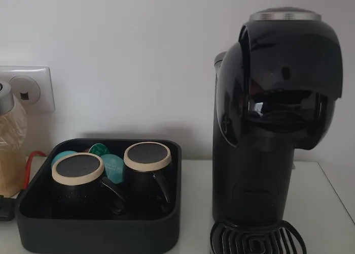 L'escale Romanesque Nocleg ze śniadaniem 4*