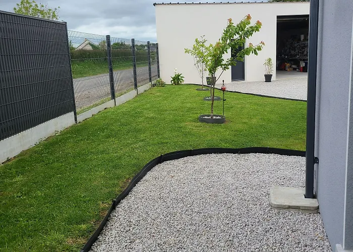 L'escale Romanesque Nocleg ze śniadaniem 4*