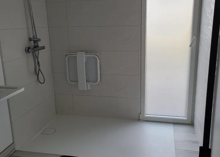 L'escale Romanesque Nocleg ze śniadaniem